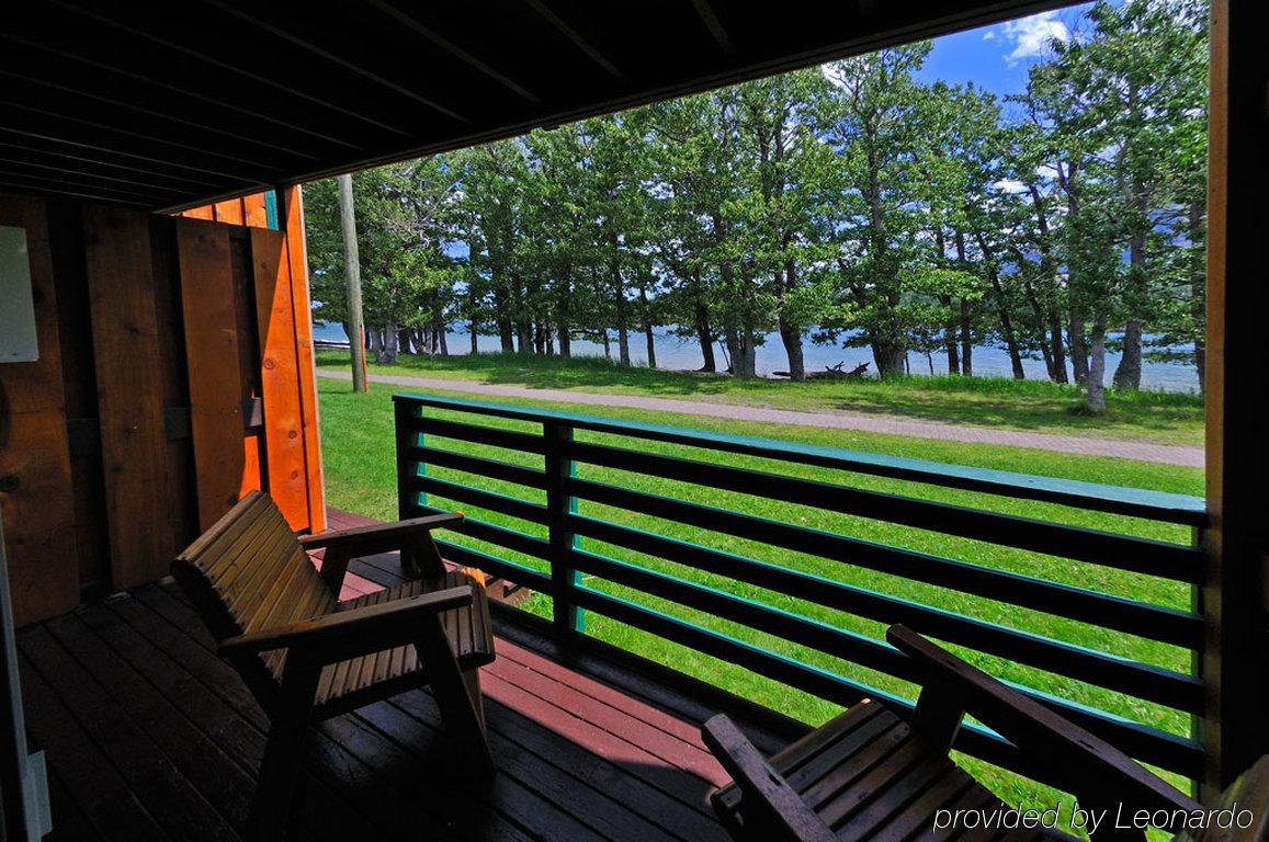 Bayshore Inn & Spa Waterton Park Interieur foto